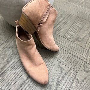 Women's Pink Suede Ankle Boots